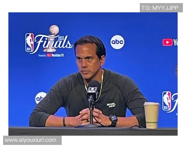 希罗未续约引发关注斯波回应称这是经纪人与管理层的事务