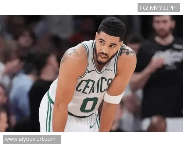 小托马斯谈塔图姆复出应慢慢来强调他是天生的竞争者